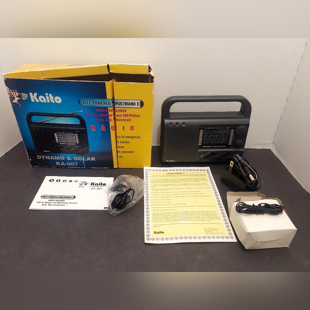 Kaito 4 Way Powered Portable Emergency Radio KA007 Dynamo & Solar Self Powered